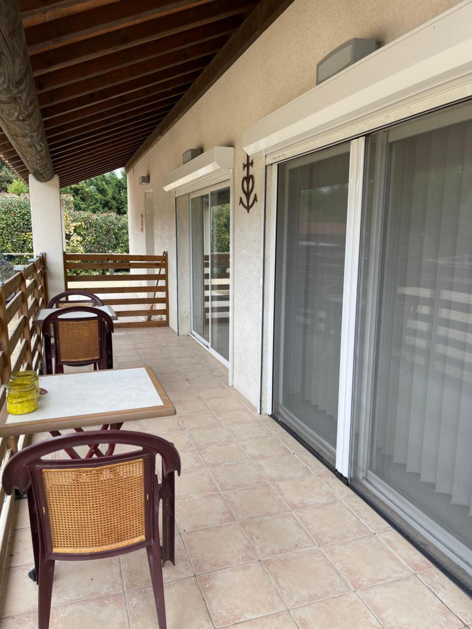 Studio 40M2 Avec Terrasse Le Mas De Lauriane Saintes-Maries-de-la-Mer Esterno foto
